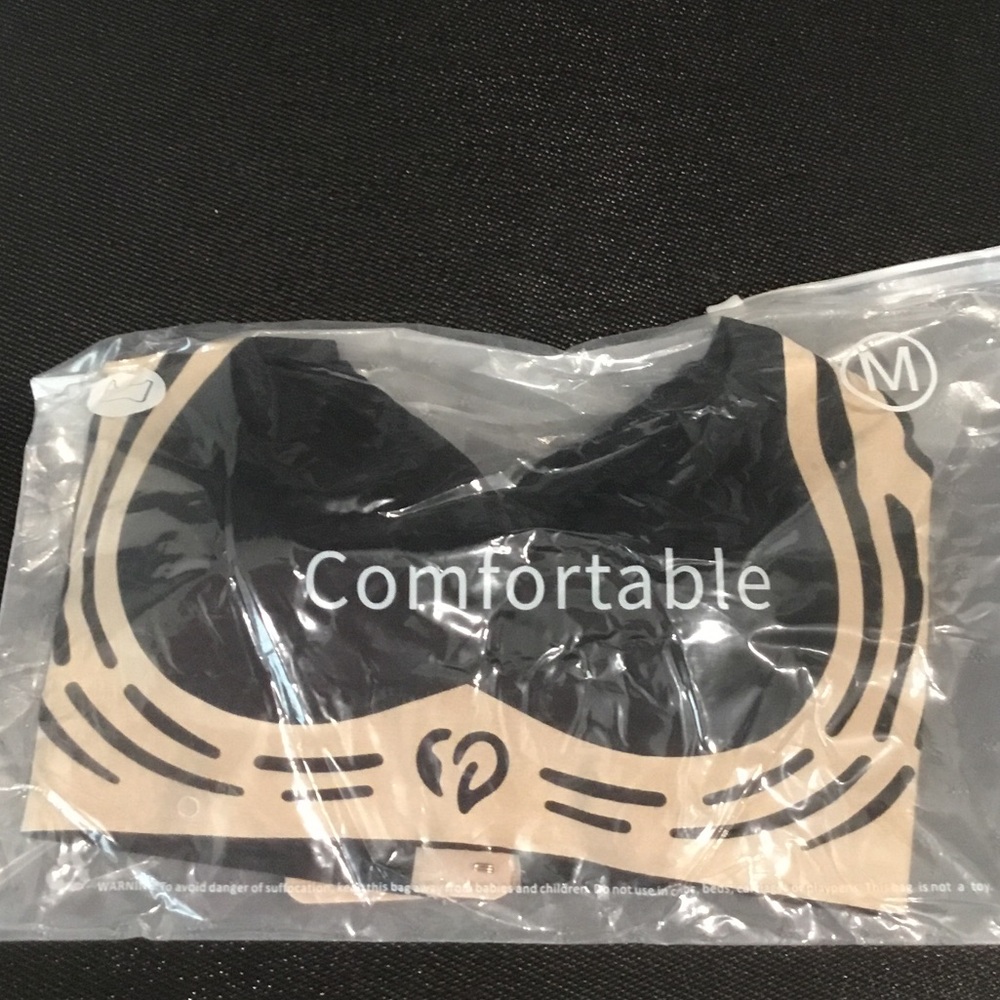 NIP Comfortable Black Seamless Bra Top - Men Accessories